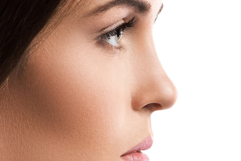 phẫu thuật cắt cánh mũi phong thủy