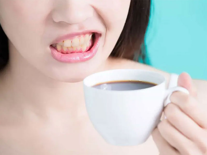 Uống cafe nhiều có thể gây ố vàng